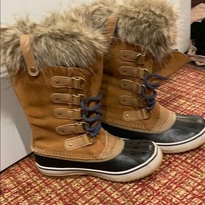 NWOT sorel Joan of the Artic boots